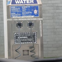 Gus'76 Service Station - Air machine