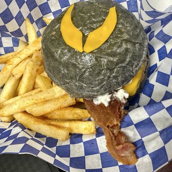 Hollyfood - Burgers Near Me - South Ogden, Utah Hollyfood - Burgers Near Me - South Ogden, Utah