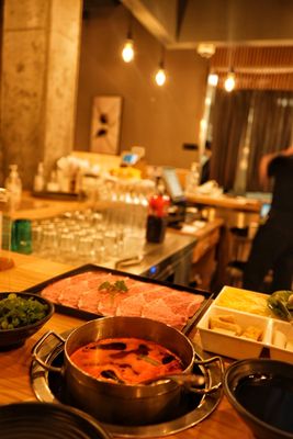 Mumu Hot Pot by null