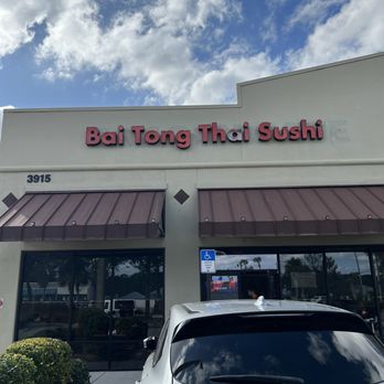Baitong Thai & Sushi Restaurant - Thai Near Me - St Augustine, Florida