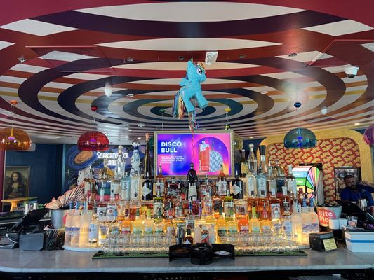Wonder Bar by null