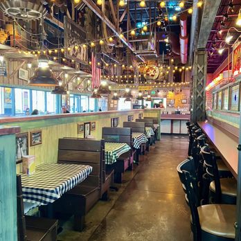 Portillo's Moreno Valley - Inside - Burgers Near Me - Moreno Valley, California Portillo's Moreno Valley - Inside - Burgers Near Me - Moreno Valley, California