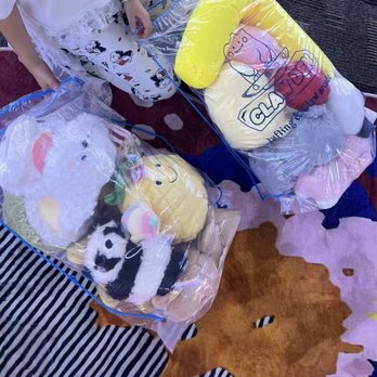 Claw Den - Our family had such a wonderful experience here. The owner was so patient and encouraging, genuinely helping all the children succeed. - Arcades Near Me - Denver, Colorado