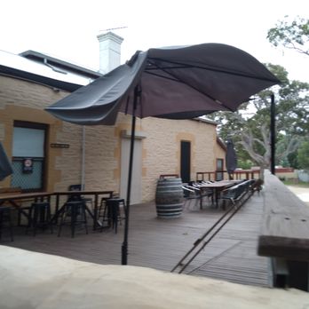 Mount Pleasant Hotel-Motel - Outdoor Deck - Hotels Near Me - Mount Pleasant, SA Mount Pleasant Hotel-Motel - Outdoor Deck - Hotels Near Me - Mount Pleasant, SA