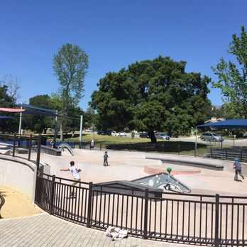 Crescenta Valley Skate Park - Skate Parks Near Me - Glendale, California