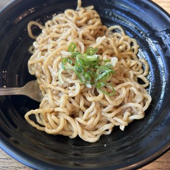 Dough Zone Dumpling House - Downtown Bellevue - Noodles with scallions - Chinese Near Me - Bellevue, Washington Dough Zone Dumpling House - Downtown Bellevue - Noodles with scallions - Chinese Near Me - Bellevue, Washington