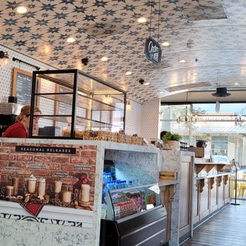 Summer Moon Coffee - Coffee Roasteries Near Me - Round Rock, Texas Summer Moon Coffee - Coffee Roasteries Near Me - Round Rock, Texas