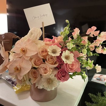 Chris Lindsay Designs - New Baby flowers - Florists Near Me - Santa Ana, California