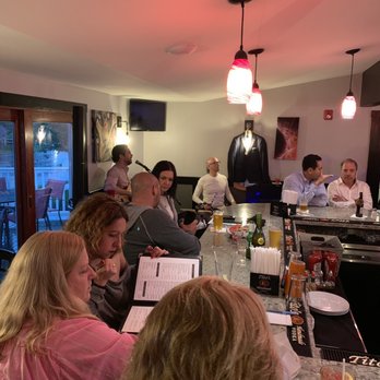 Amici Tavern - Lively bar scene, that helps offset food - New American Near Me - North Haven, Connecticut