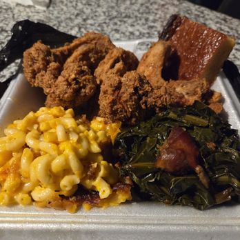 Feed Your Soul - 4pc chicken wing dinner with mac and cheese, collard greens and cornbread. - Soul Food Near Me - Harrisburg, Pennsylvania Feed Your Soul - 4pc chicken wing dinner with mac and cheese, collard greens and cornbread. - Soul Food Near Me - Harrisburg, Pennsylvania