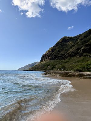Mākua Beach by null
