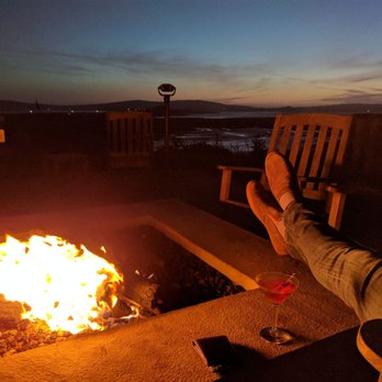Drakes Fireside Lounge - Outdoor gas fire pit - New American Near Me - Bodega Bay, California Drakes Fireside Lounge - Outdoor gas fire pit - New American Near Me - Bodega Bay, California