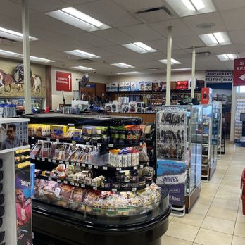 Road Ranger - More snacks and clean restrooms - Gas Stations Near Me - Grayville, Illinois