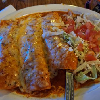 Mi Nidito Restaurant - Chicken enchiladas - Mexican Near Me - Tucson, Arizona