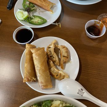 Banh Appetit - Egg Rolls (comes with vermicelli bowl) and fried dumplings - Sandwiches Near Me - Murfreesboro, Tennessee