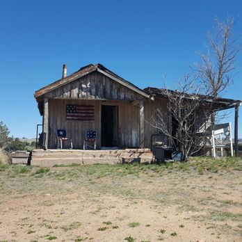 Deadbroke Inn - House built in 1913 - Hotels Near Me - Young, Arizona Deadbroke Inn - House built in 1913 - Hotels Near Me - Young, Arizona