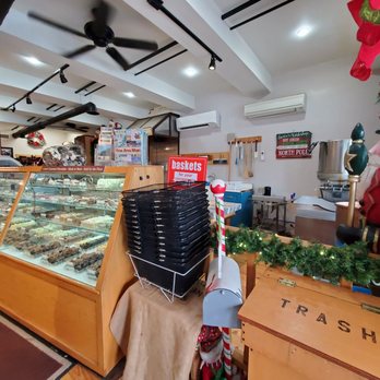 The Chocolate Shoppe - a variety of pastries - Chocolatiers & Shops Near Me - Bryson City, North Carolina The Chocolate Shoppe - a variety of pastries - Chocolatiers & Shops Near Me - Bryson City, North Carolina