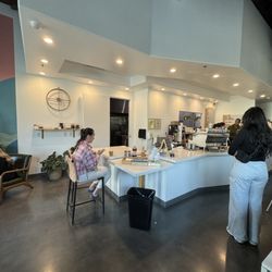 Trail Coffee Lodi - Inside bar area