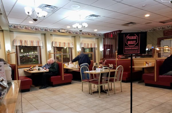 George's Family Restaurant, 5216 N Dixie Dr, Dayton, OH