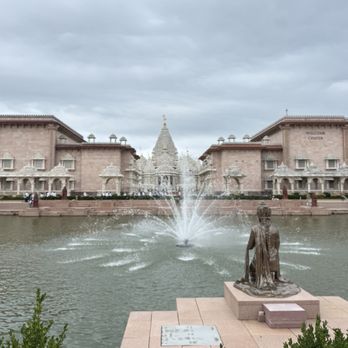 BAPS Swaminarayan Akshardham - Hindu Temples Near Me - Robbinsville, New Jersey