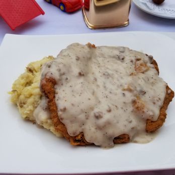 Commerce Kitchen - Chicken fried steak and mashed potatoes - American Near Me - Huntsville, Alabama Commerce Kitchen - Chicken fried steak and mashed potatoes - American Near Me - Huntsville, Alabama
