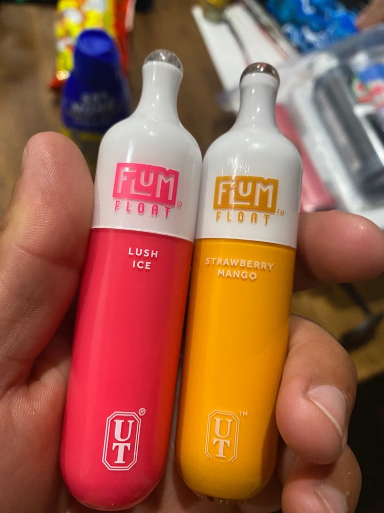 OCEANSIDE SMOKE SHOP Updated September 2024 27 Photos & 19 Reviews 4170 Oceanside Blvd