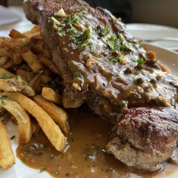 Crush Bistro - Steak au poivre with green peppercorn sauce and way too many fries - New American Near Me - Anchorage, Alaska Crush Bistro - Steak au poivre with green peppercorn sauce and way too many fries - New American Near Me - Anchorage, Alaska