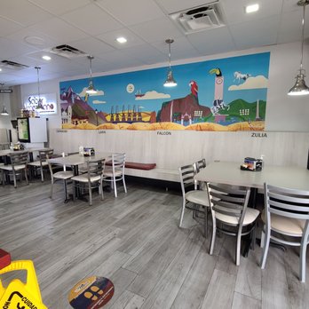 Sabor Venezolano - Kendall - Nice decorations on their walls. - Venezuelan Near Me - Miami, Florida