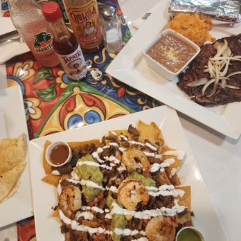 Frida Taqueria - Friday nachos and carne asada plate - Tacos Near Me - Waipahu, Hawaii