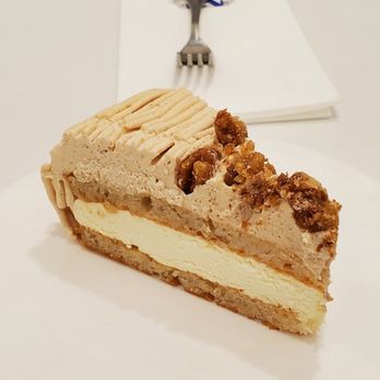 Lady M Cake Boutique - Gateau aux marrons - Bakeries Near Me - Tysons, Virginia