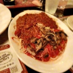 The Old Spaghetti Factory - Manager's favorite of rich meat sauce and mushroom sauce. (Heartlt size)