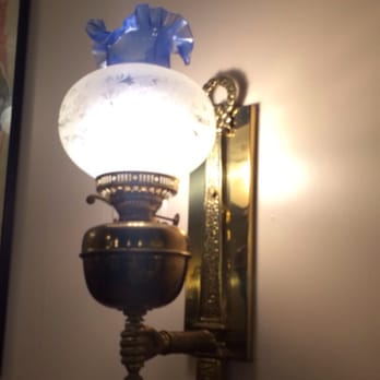 Coral Cafe - Decor # 2 - American Near Me - Burbank, California