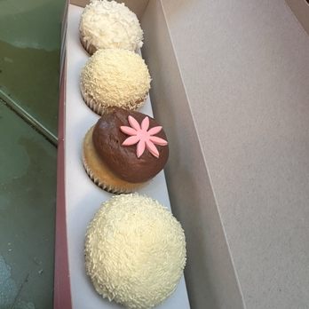 Kara's Cupcakes - Bakeries Near Me - Napa, California Kara's Cupcakes - Bakeries Near Me - Napa, California
