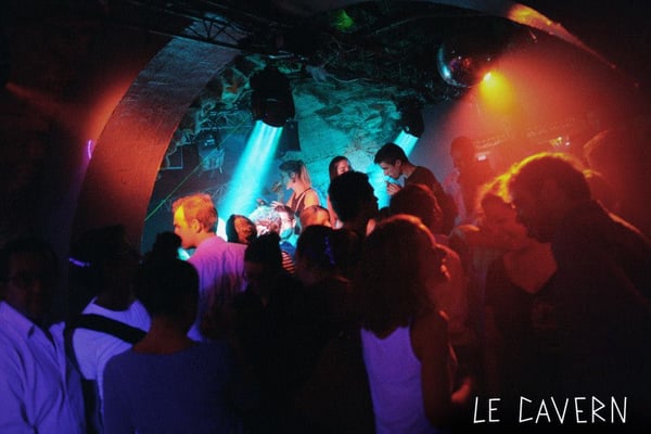 Le Cavern by null