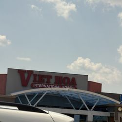 Viet Hoa International Foods - Entrance