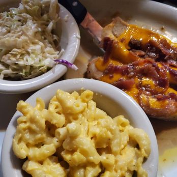 1906 Farmhouse Restaurant - Delicious maple bacon chicken with sides - American Near Me - Newberry, Florida 1906 Farmhouse Restaurant - Delicious maple bacon chicken with sides - American Near Me - Newberry, Florida