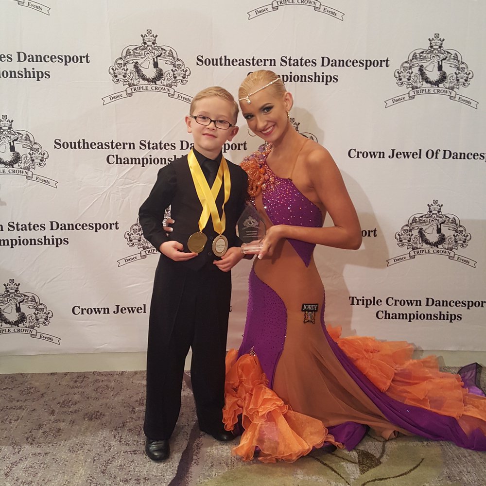 BALLROOM BY THE BAY CLOSED Updated April 2024 6204 Dunbarton Oak