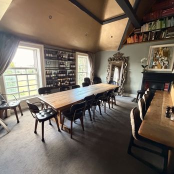 The Pig's Ear - Inside - Bistros Near Me - Dublin, D The Pig's Ear - Inside - Bistros Near Me - Dublin, D
