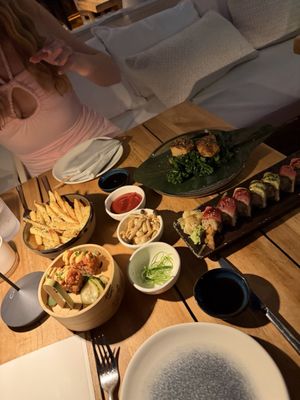 Watr at the 1 Rooftop by null