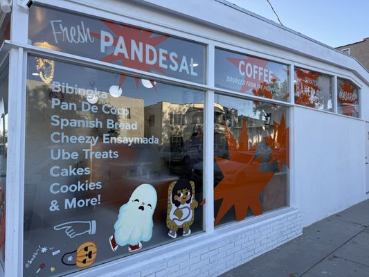 San & Wolves Bakeshop by null