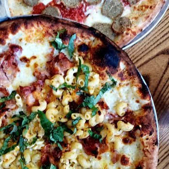 V Pizza - Mac attack pizza and bolognese pizza - Pizza Near Me - Cary, North Carolina V Pizza - Mac attack pizza and bolognese pizza - Pizza Near Me - Cary, North Carolina
