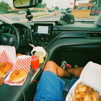 H & J Hamburgers - Lemonade Lemon Pepper 8 Piece Wings Basket Koolaid Hamburger Basket 2 Piece Fish Basket - Burgers Near Me - Fort Worth, Texas