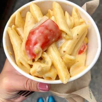 Beecher's Handmade Cheese - Mariachi Mac & Cheese. - Cheese Shops Near Me - Seattle, Washington Beecher's Handmade Cheese - Mariachi Mac & Cheese. - Cheese Shops Near Me - Seattle, Washington