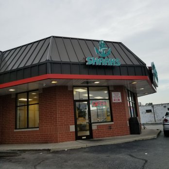 Sharks Fish & Chicken - Great customer service Rep here, but that is where it ends :( - Chicken Wings Near Me - Calumet City, Illinois Sharks Fish & Chicken - Great customer service Rep here, but that is where it ends :( - Chicken Wings Near Me - Calumet City, Illinois