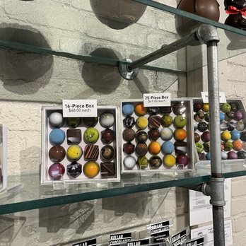 Kollar Chocolates - Display - Ice Cream & Frozen Yogurt Near Me - Yountville, California