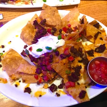 Glory Days Grill - Beef Nachos. Yes some of it was eaten but it pretty much looked like that when brought out. Gross! - Sports Bars Near Me - Tampa, Florida Glory Days Grill - Beef Nachos. Yes some of it was eaten but it pretty much looked like that when brought out. Gross! - Sports Bars Near Me - Tampa, Florida