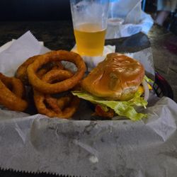 The Grill Bar - Best cheeseburger around!