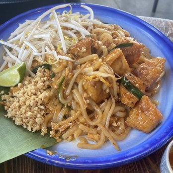 Sup Thai Kitchen  - Fried tofu with udon noodles - Thai Near Me - Fresh Meadows, New York