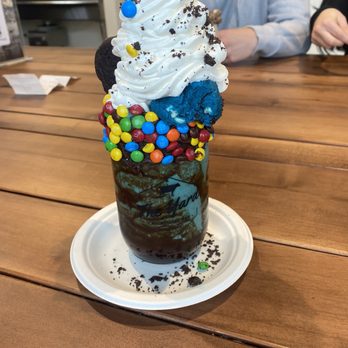 The Yard Milkshake Bar - Desserts Near Me - Orem, Utah