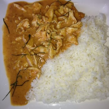 Cafe de Pho-Thai - Panang curry chicken - Vietnamese Near Me - Estes Park, Colorado